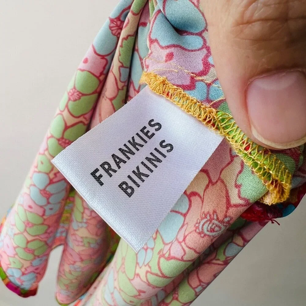 Frankies Bikinis Doll Face Silk Dress, multi color floral print, Size S O38